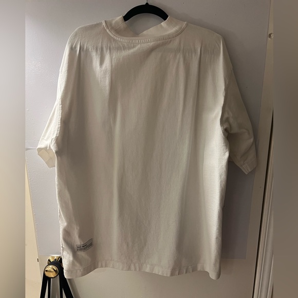 HERON PRESTON  OVERSIZED WHITE MOCK NECK TSHIRT - Picture 2 of 6